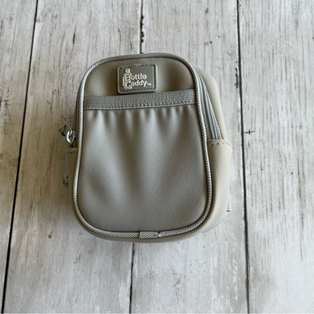 PREOWNED BOTTLE CADDY MEDIUM SIZE WITH POCKET POUCH GREY